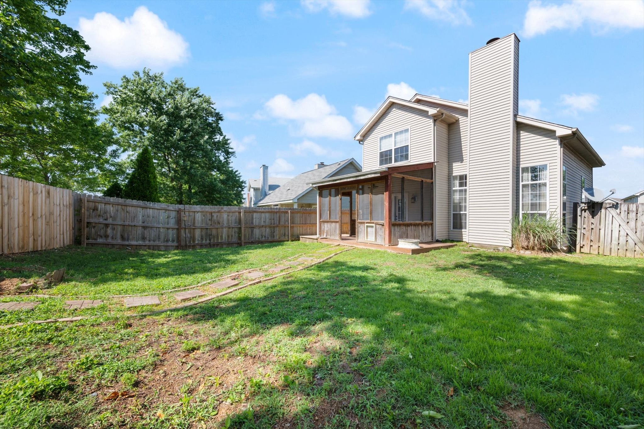 807 Bexhill Ct, N