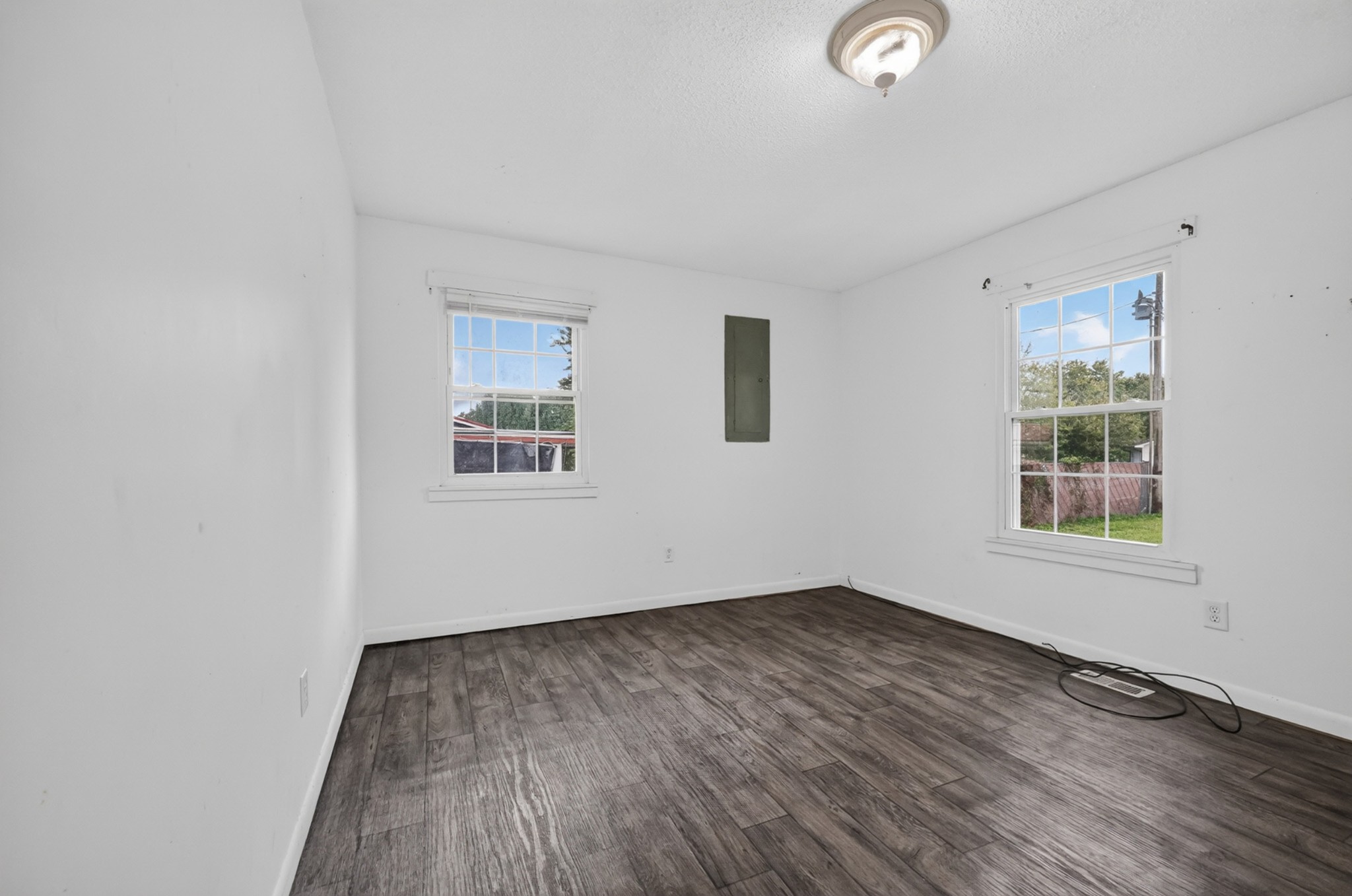 35 Norris Perry Rd