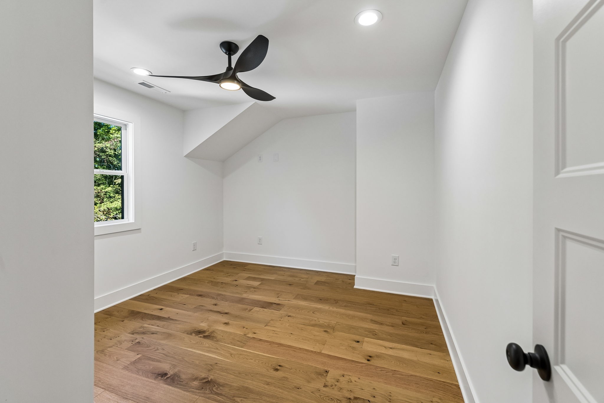 550 Davidson Rd