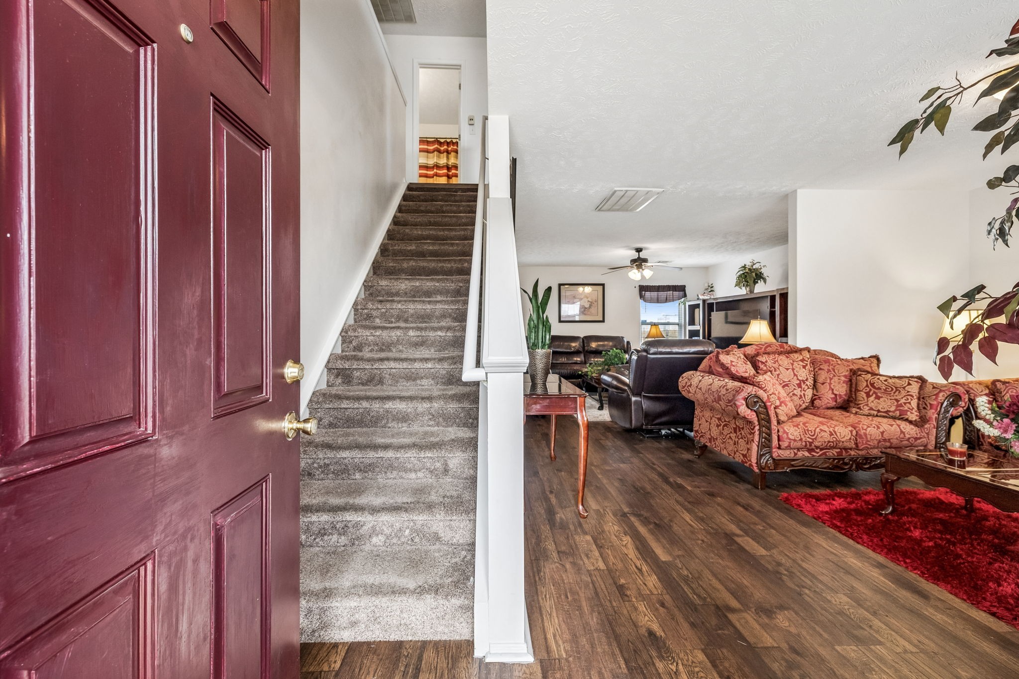 2930 Vista Ln