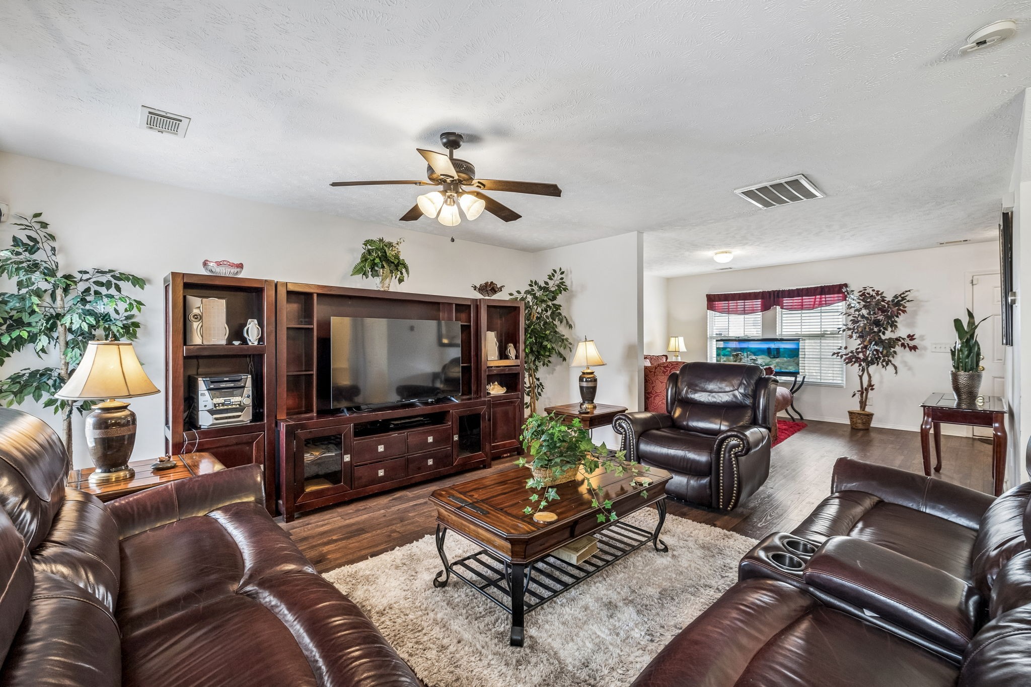 2930 Vista Ln