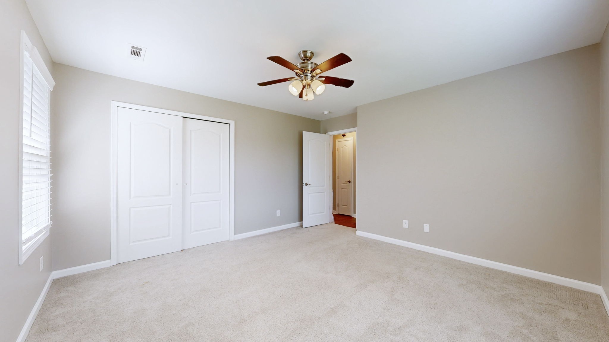 1909 Pointe Barton Dr