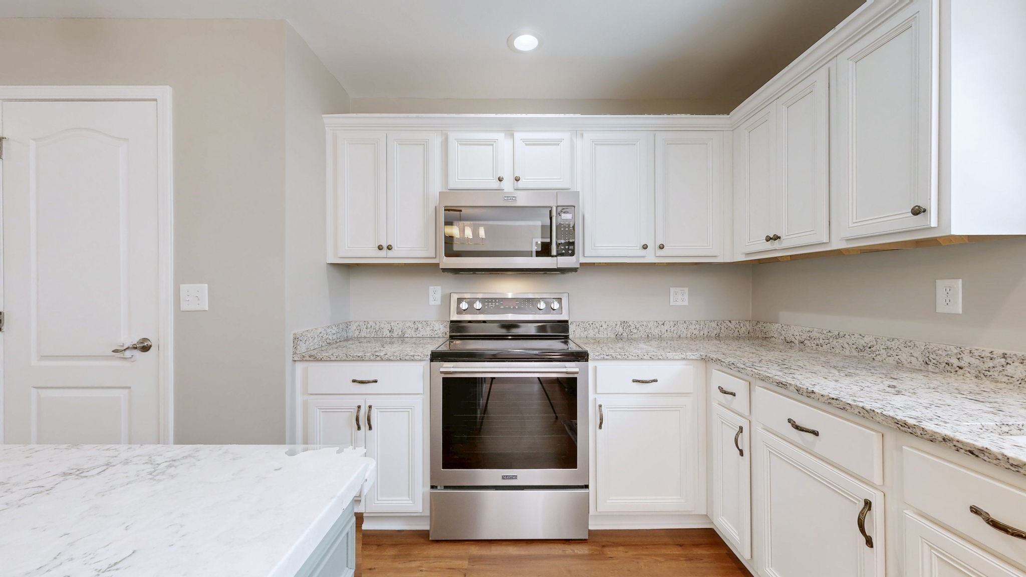 1909 Pointe Barton Dr