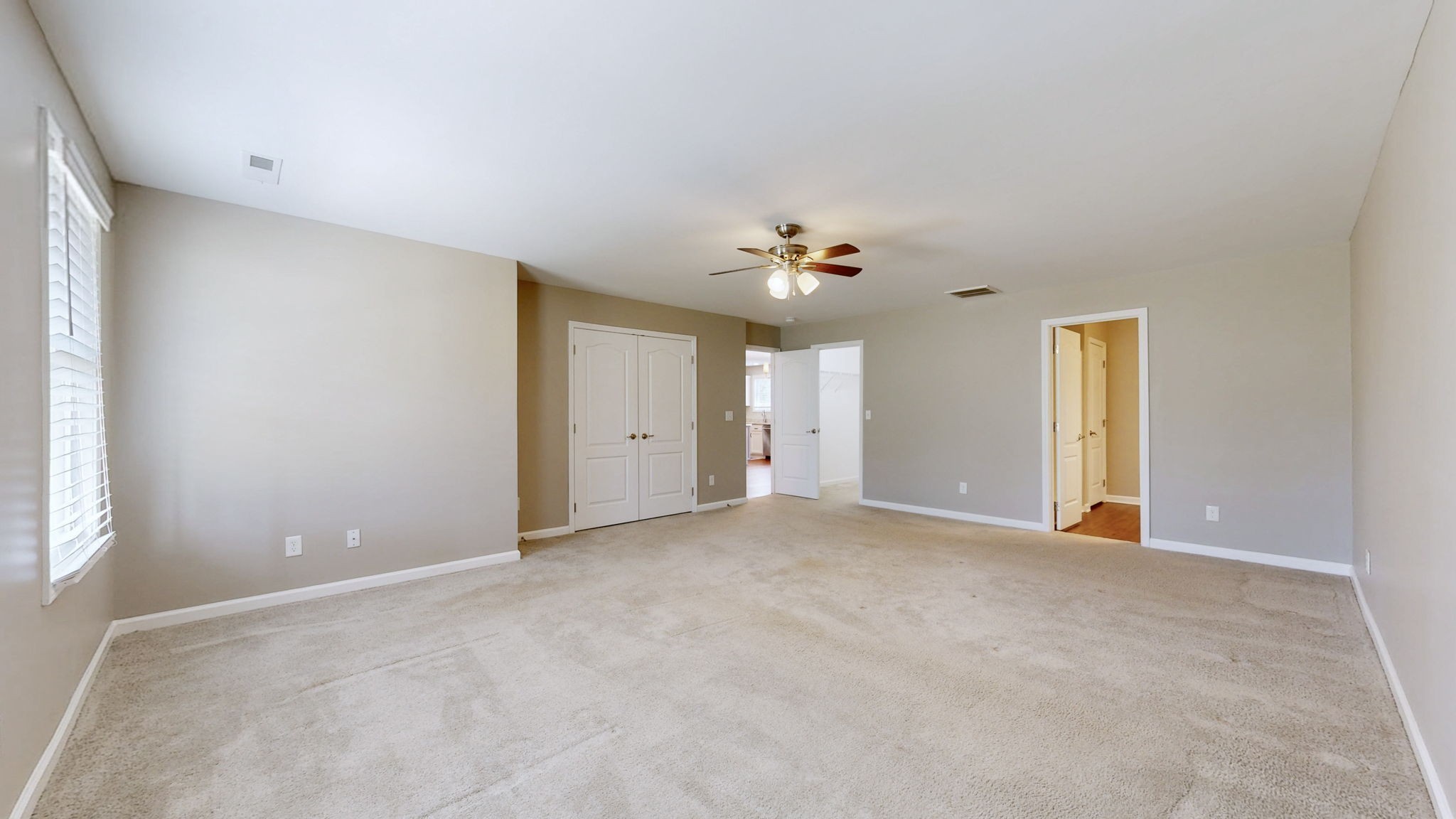 1909 Pointe Barton Dr