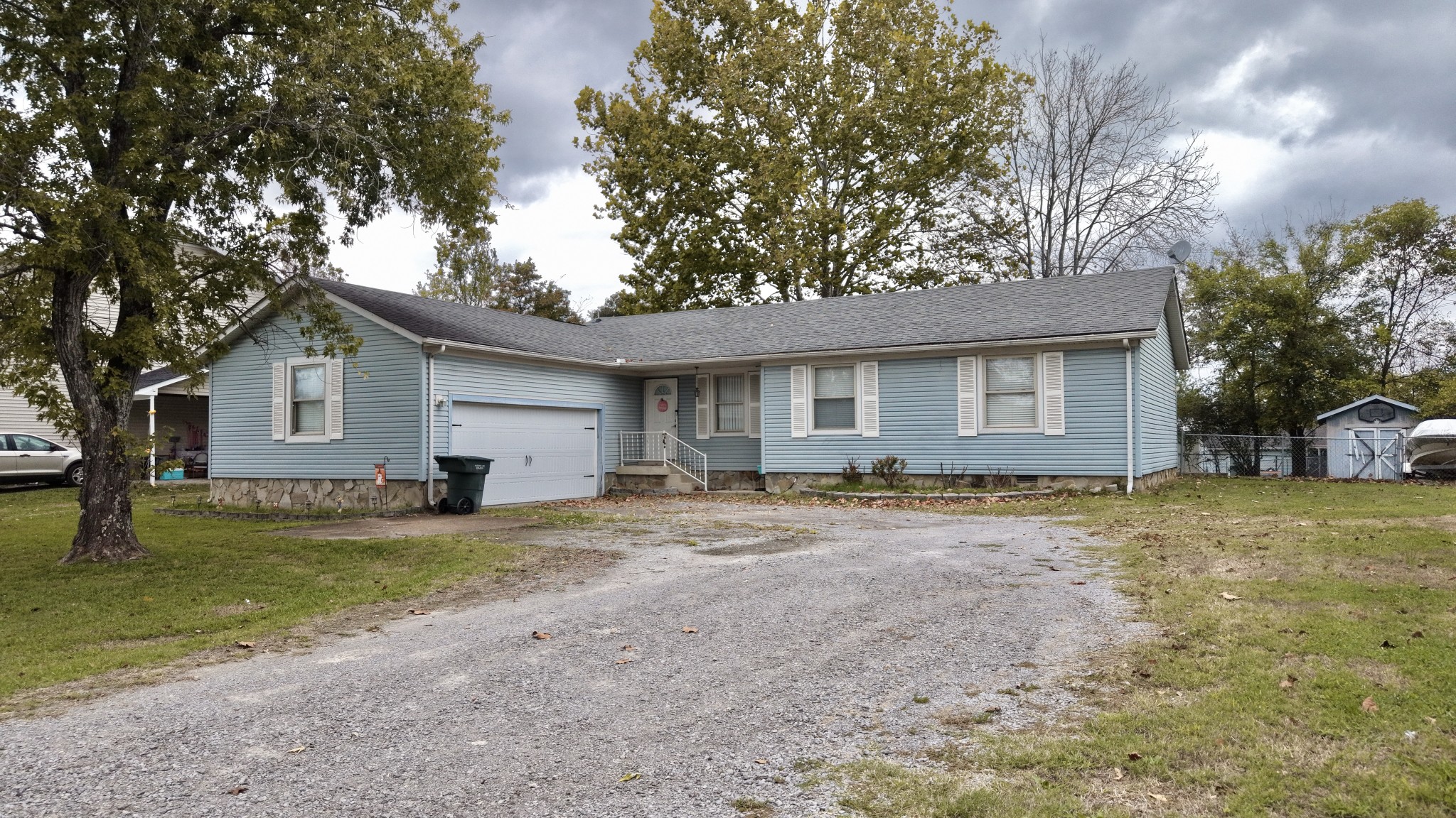 816 Oak Leaf Dr