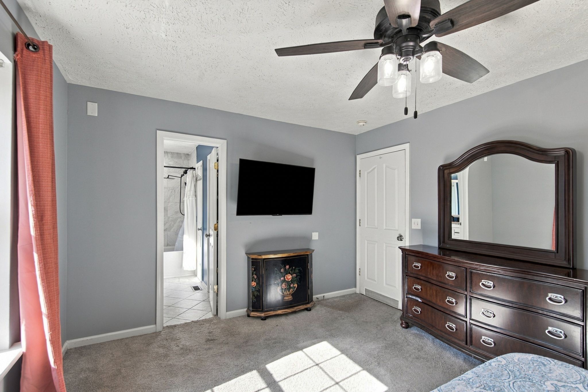 514 Dunhill Ct