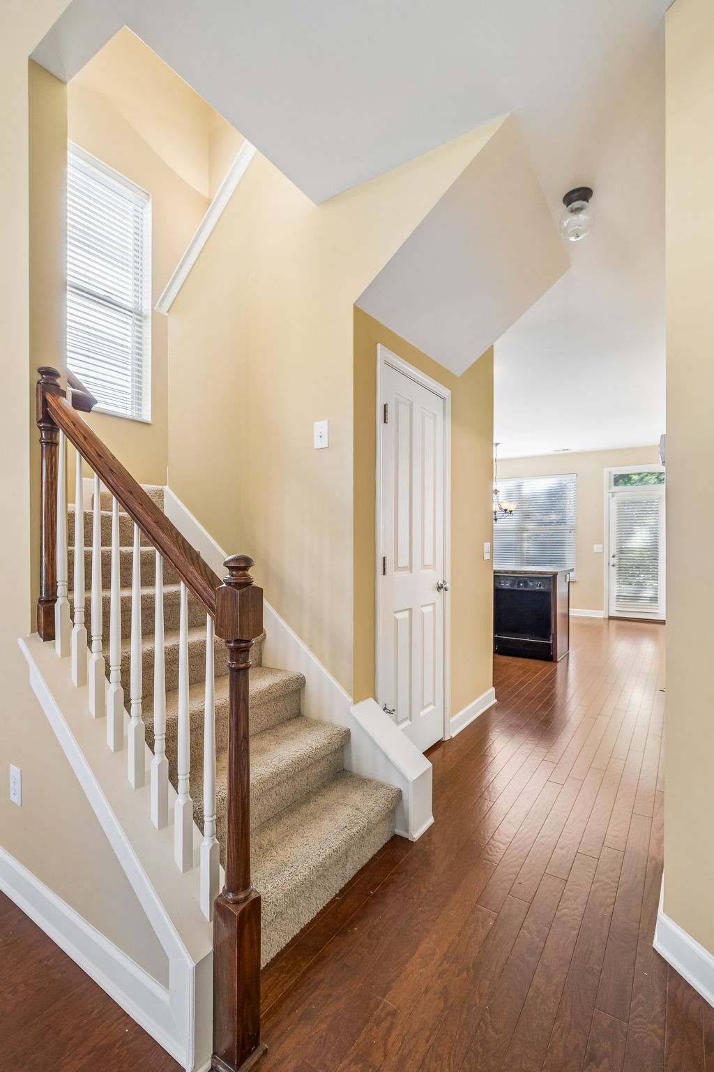 580 Griffin Cir