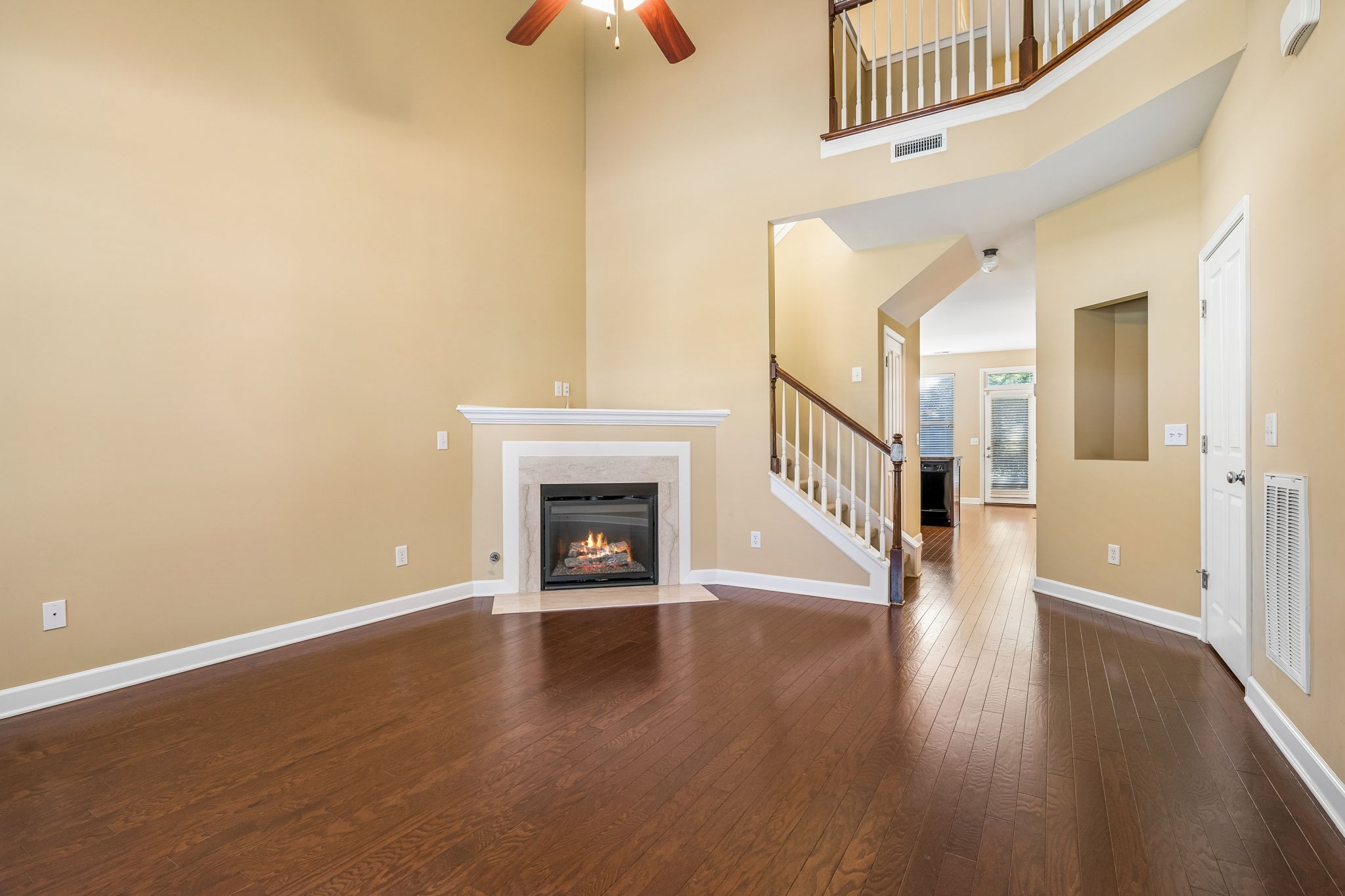 580 Griffin Cir