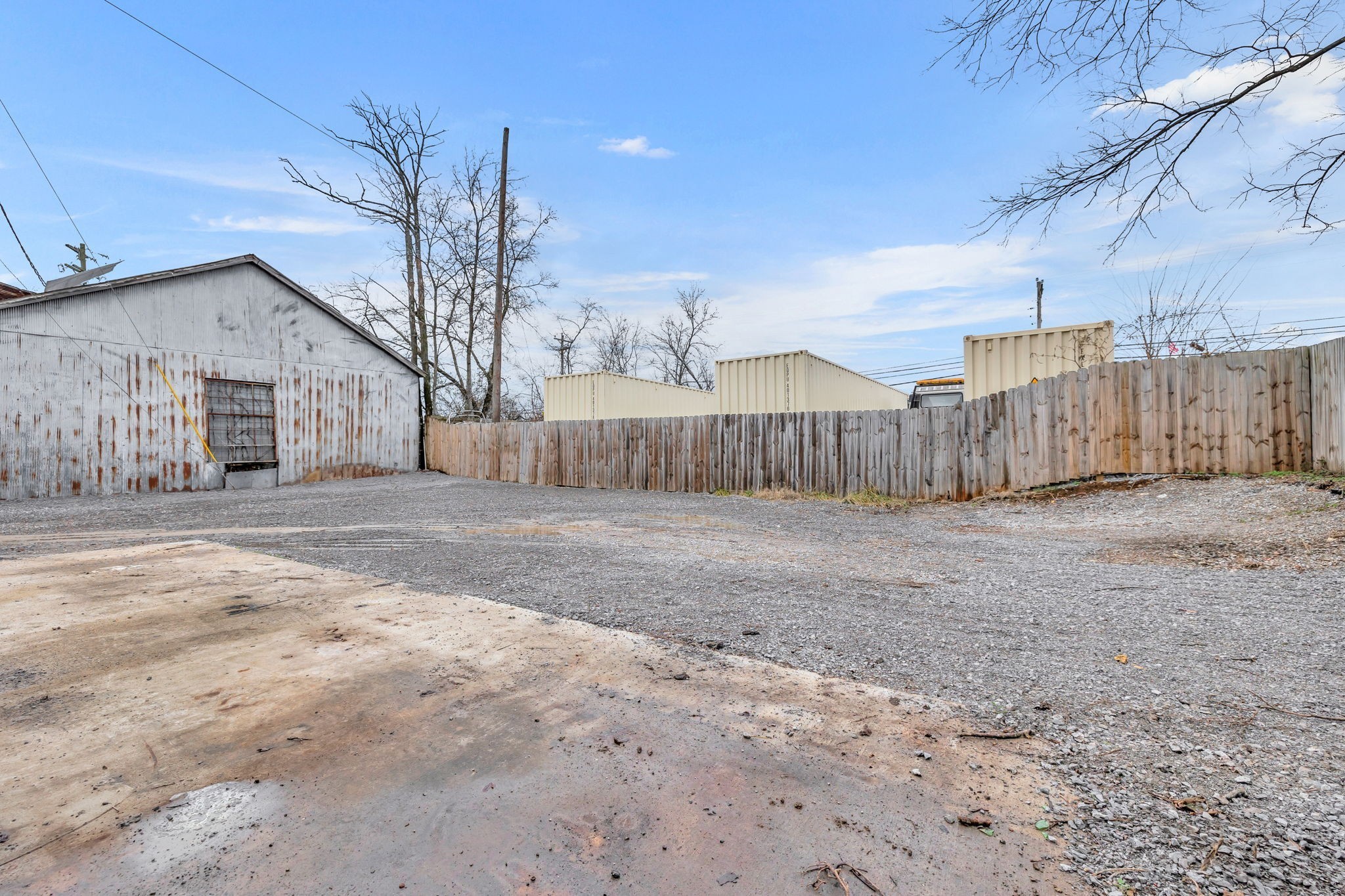 319 E Main St