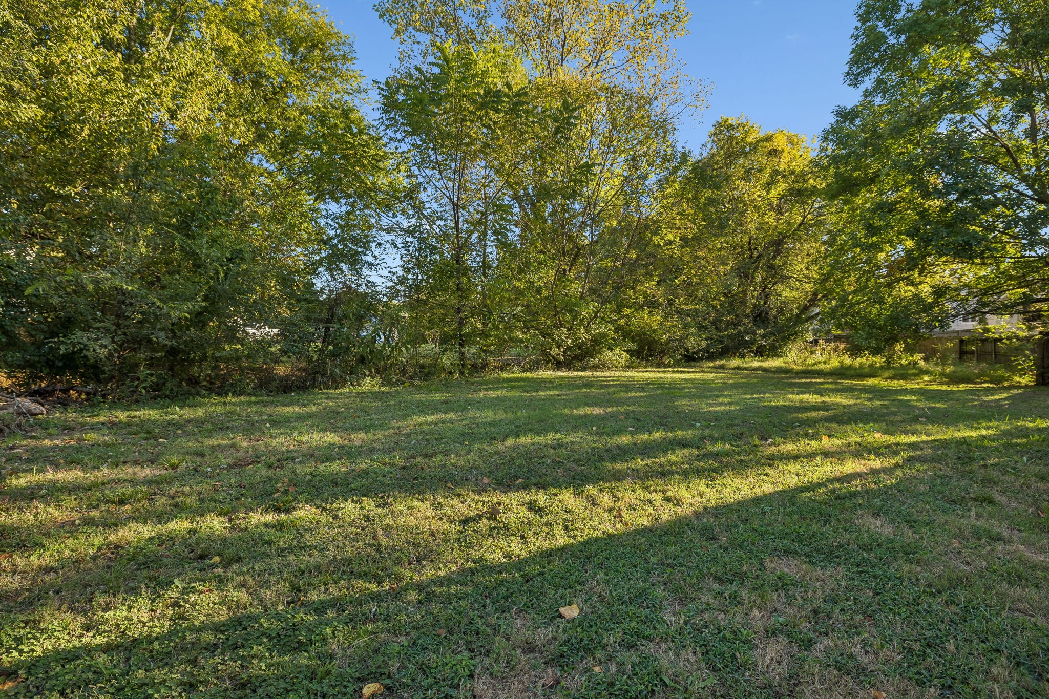 104 Creekside Ct