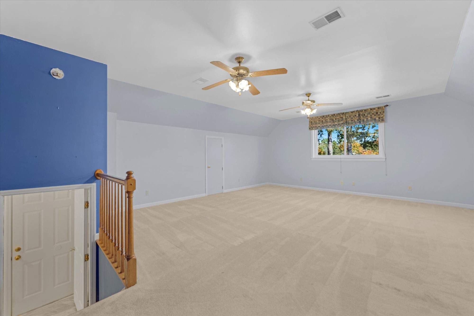 1025 Singing Springs Rd