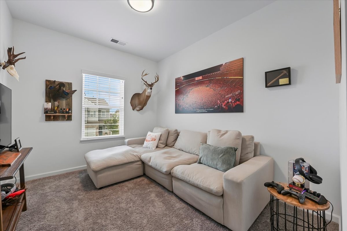 118 Gatwick Dr