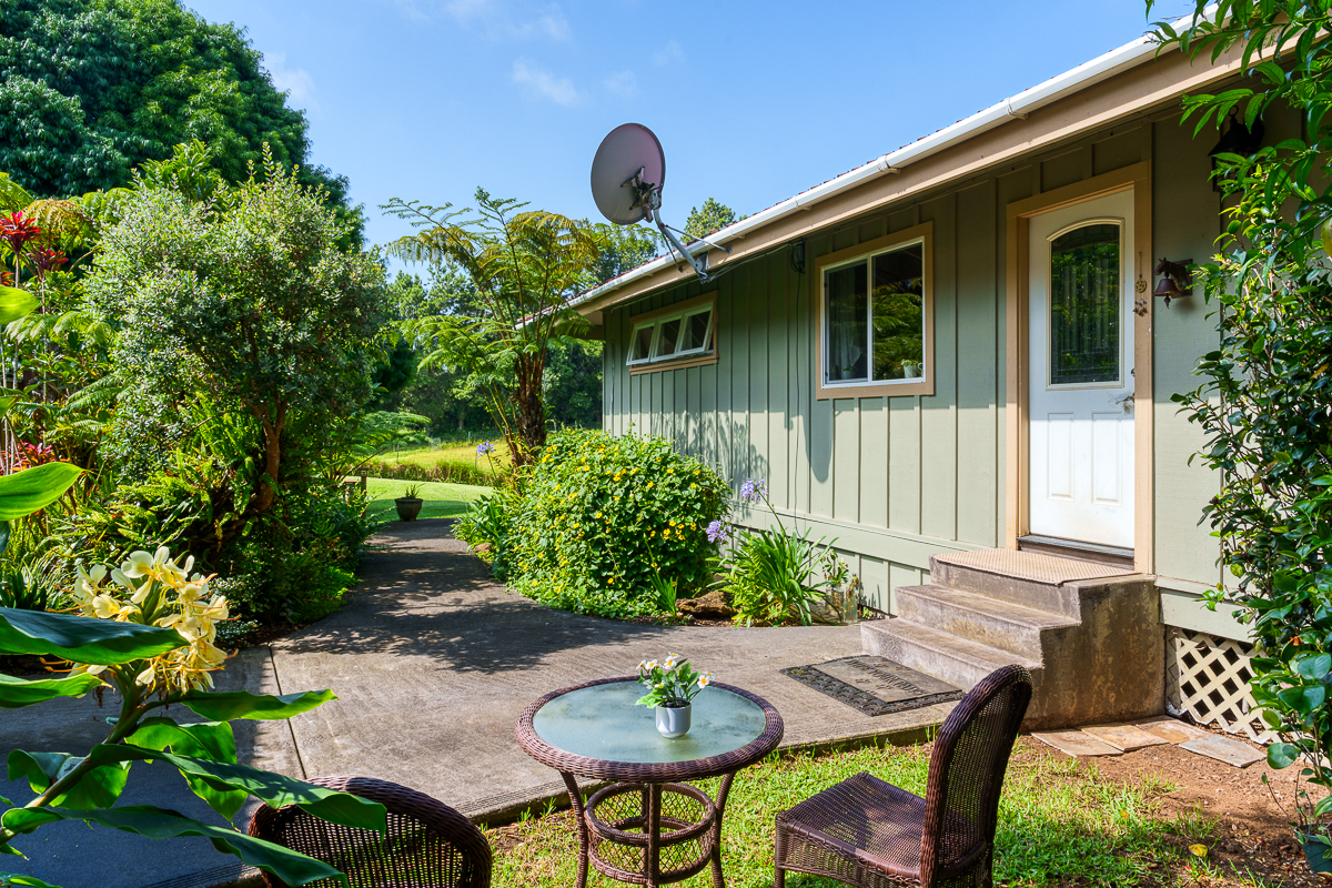 64-505-A MAMALAHOA HWY A