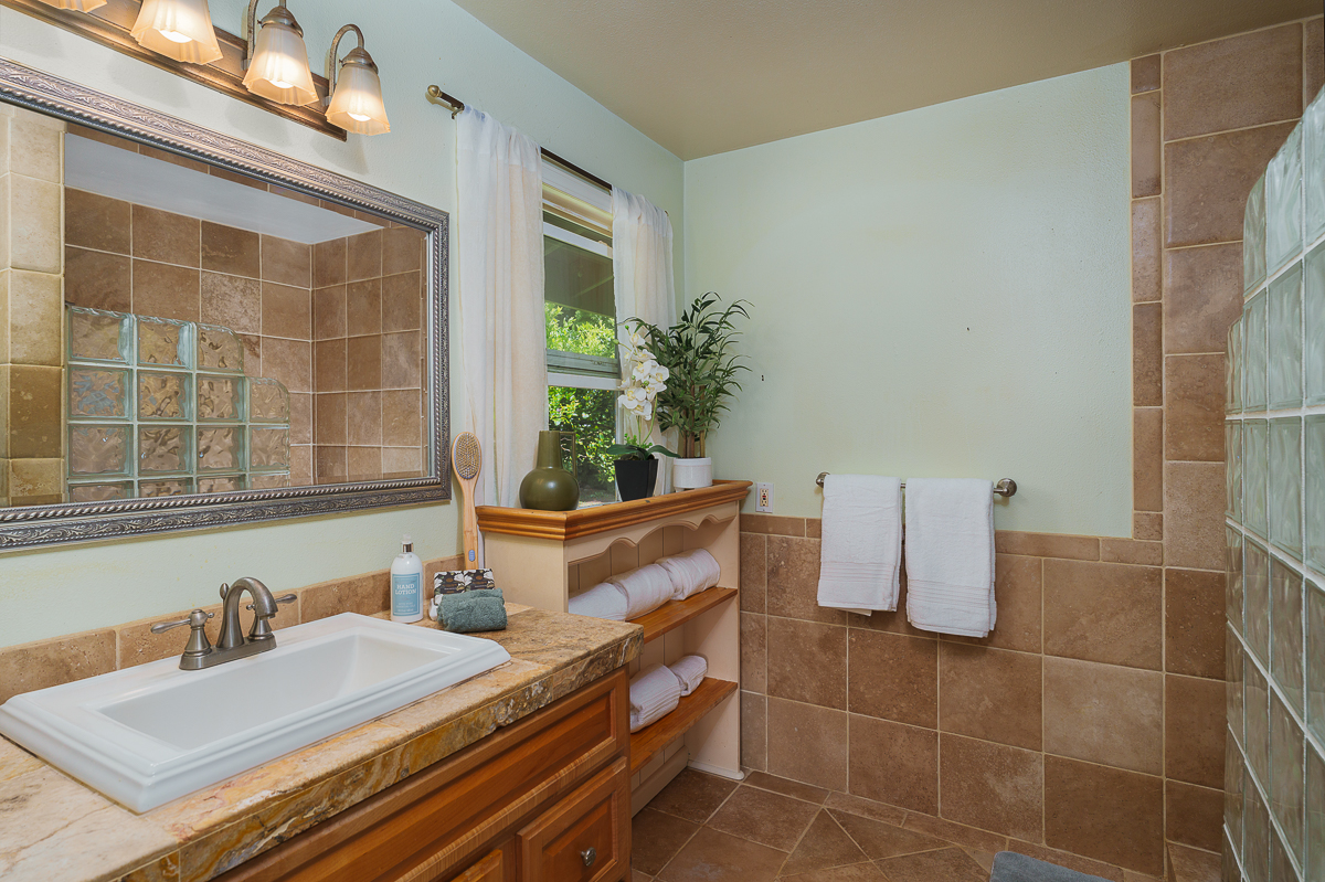 64-505-A MAMALAHOA HWY A