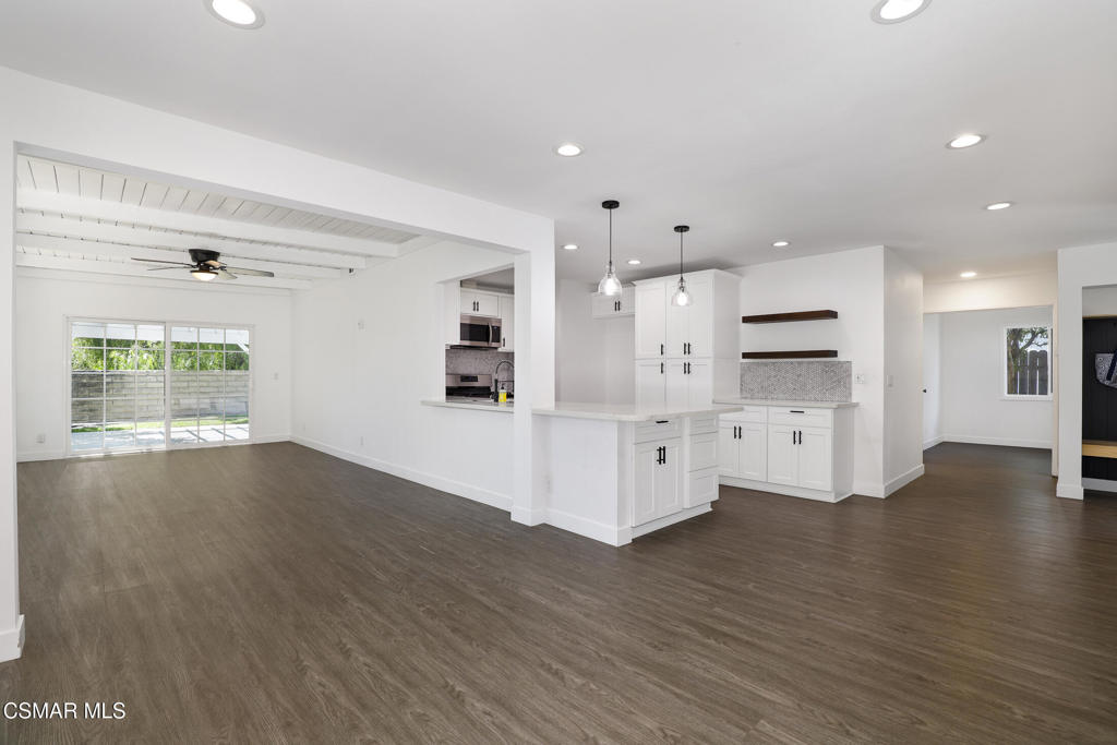 2809 Shelter Wood Court