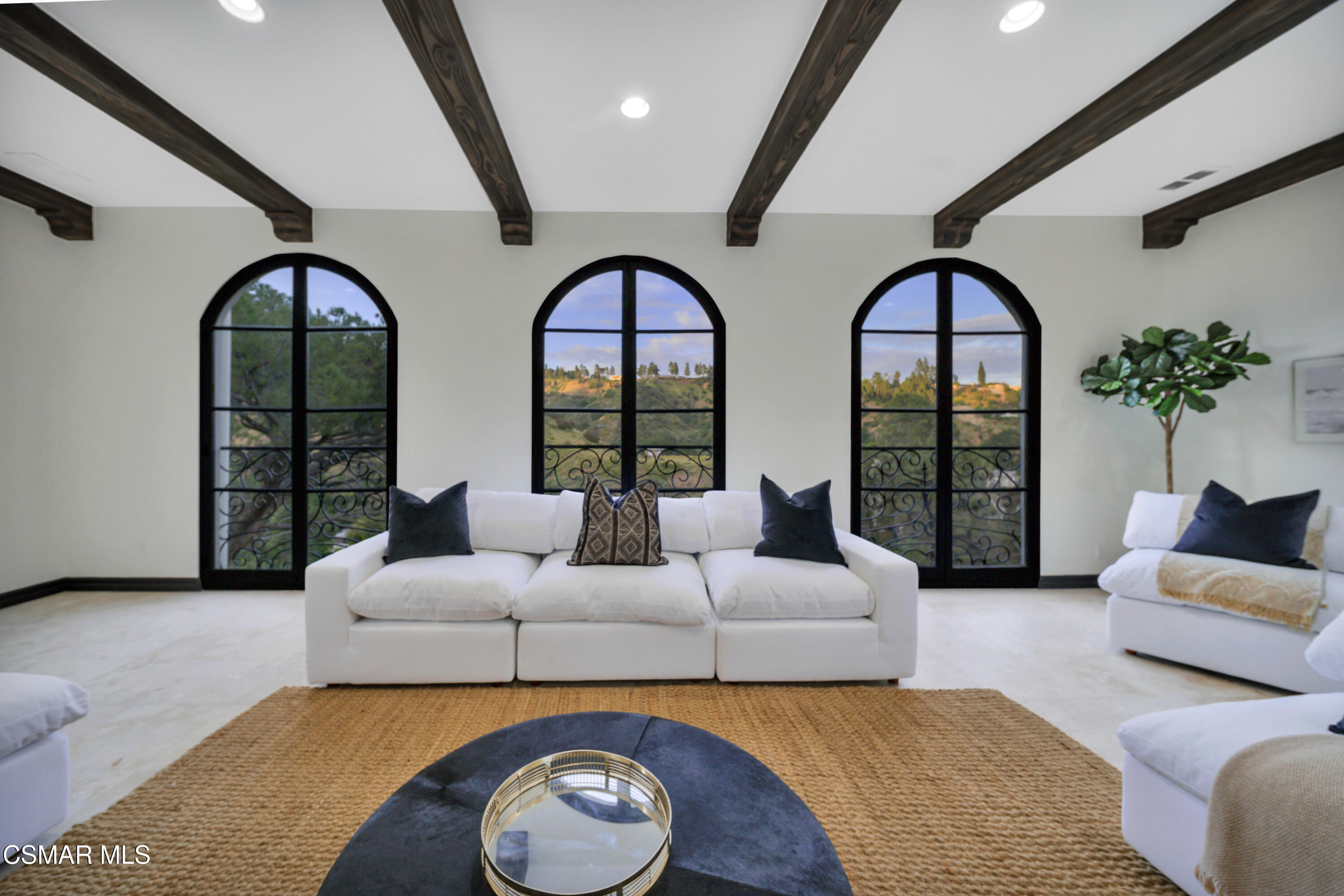 1301 N Beverly Drive