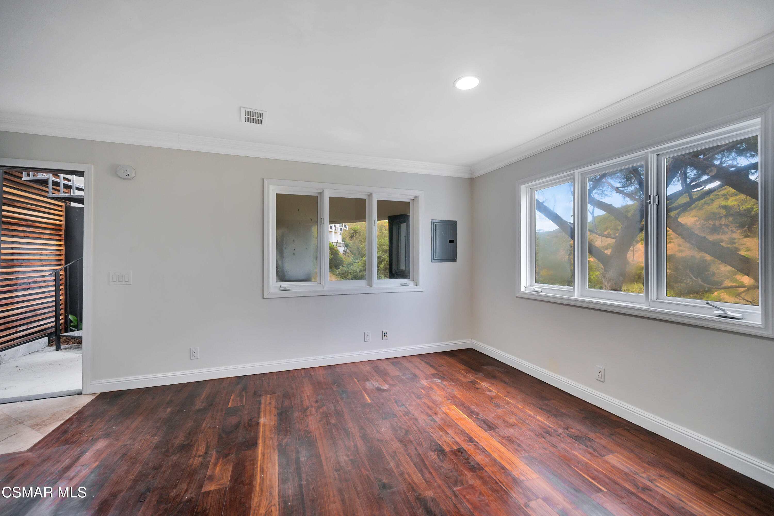 1301 N Beverly Drive