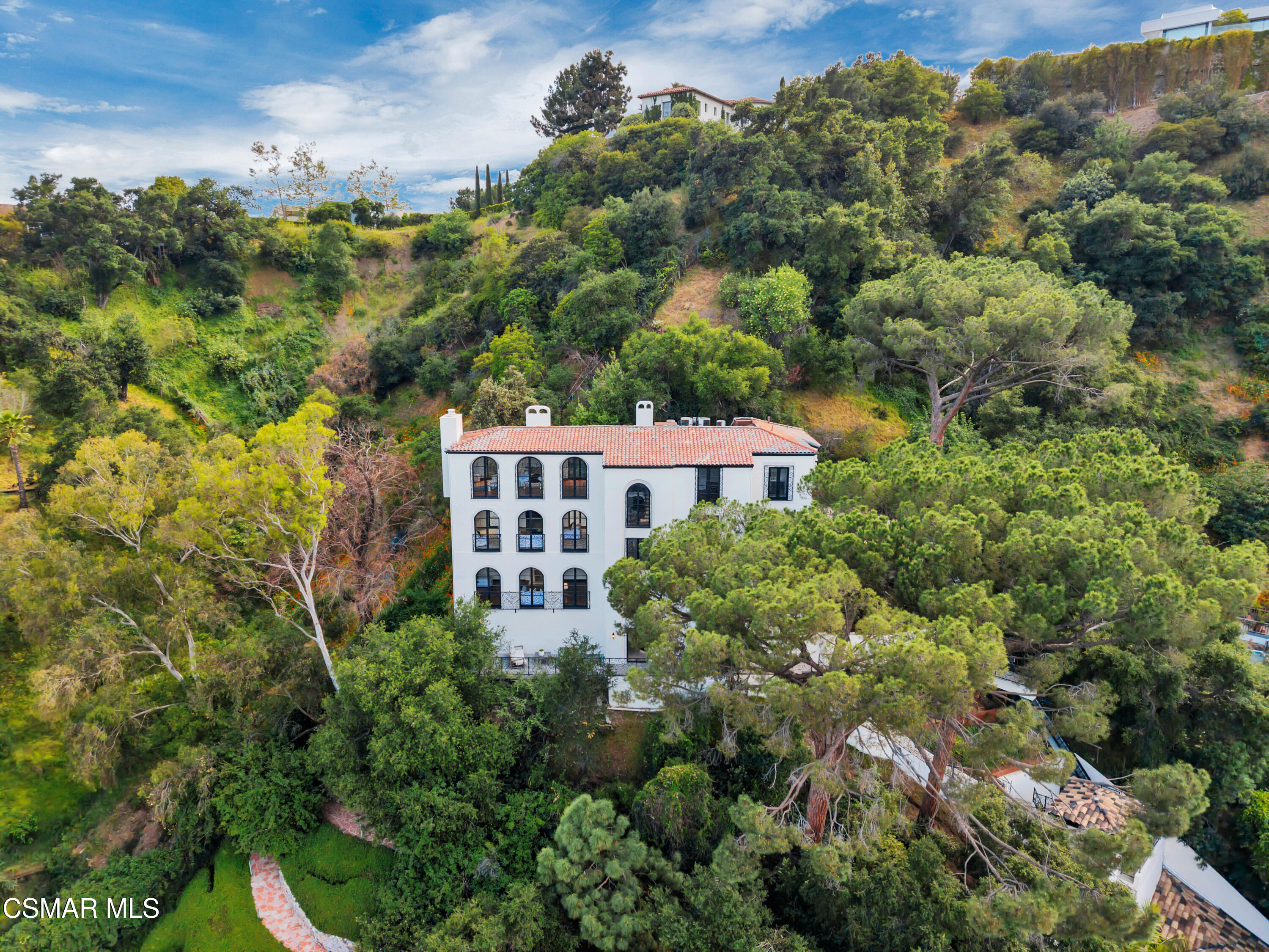 1301 N Beverly Drive