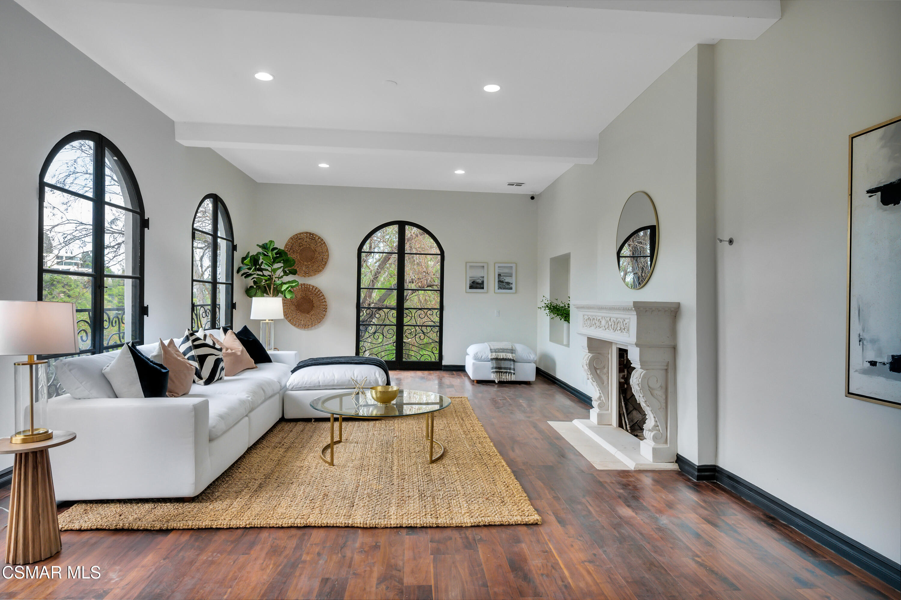 1301 N Beverly Drive
