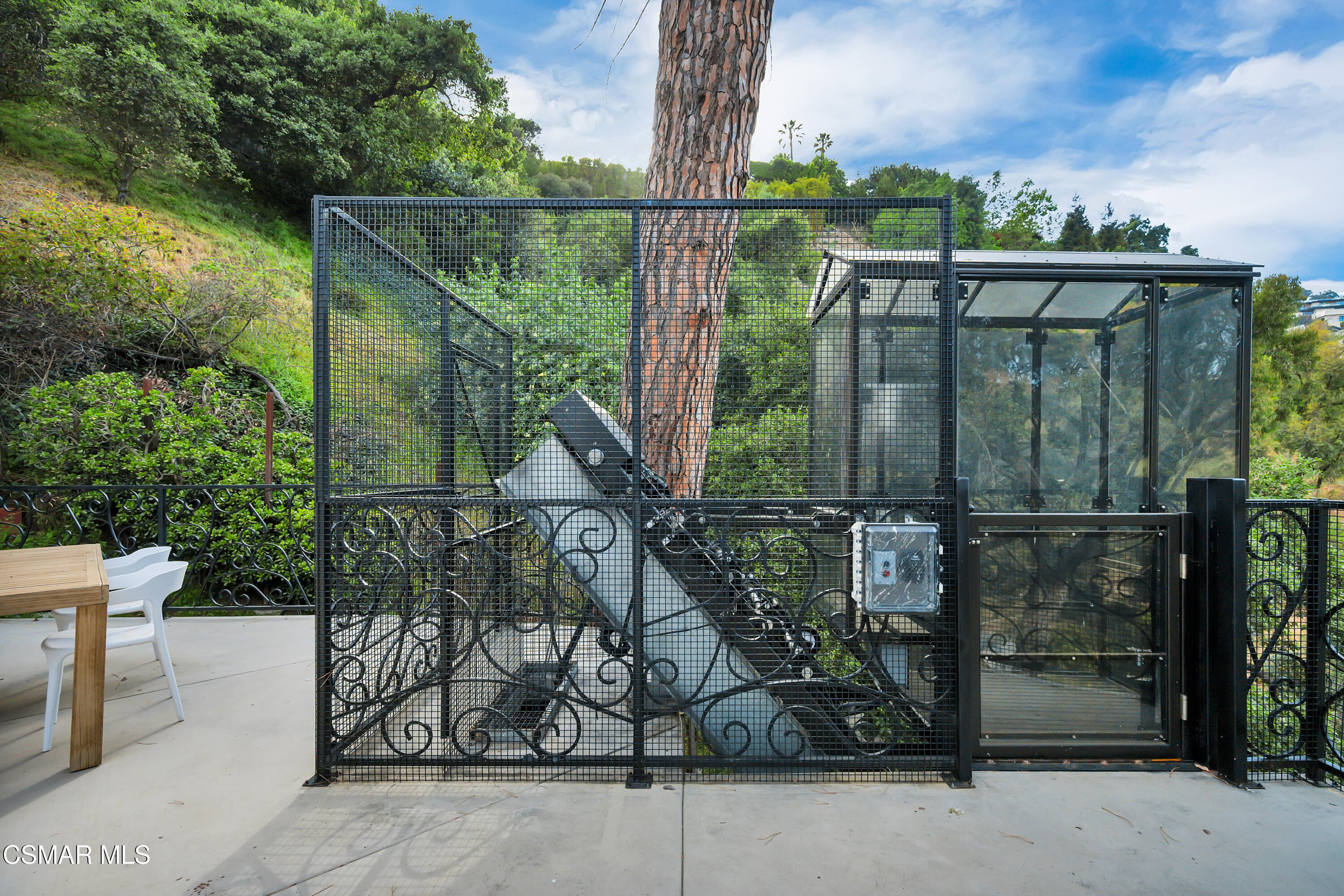 1301 N Beverly Drive