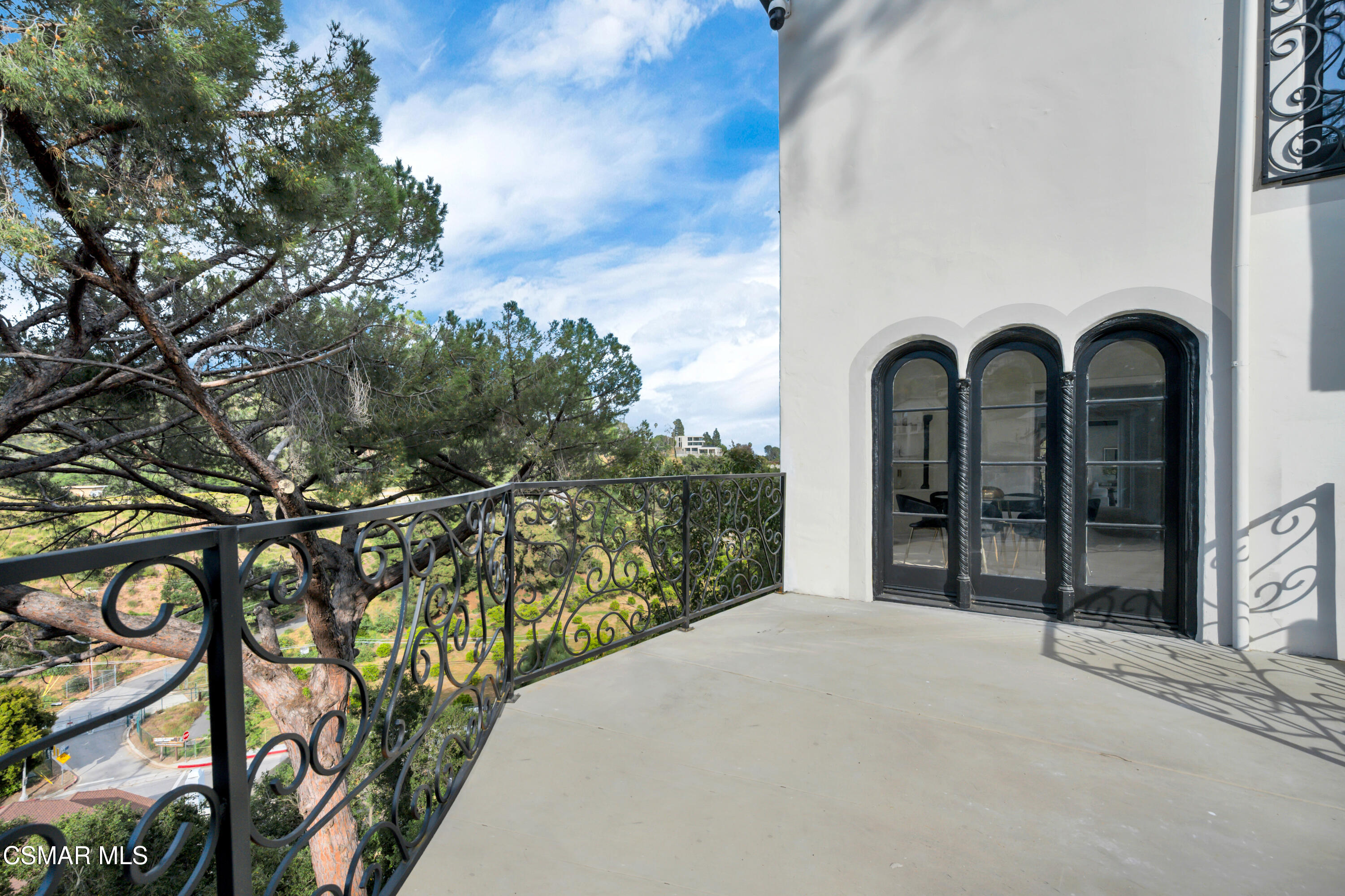 1301 N Beverly Drive