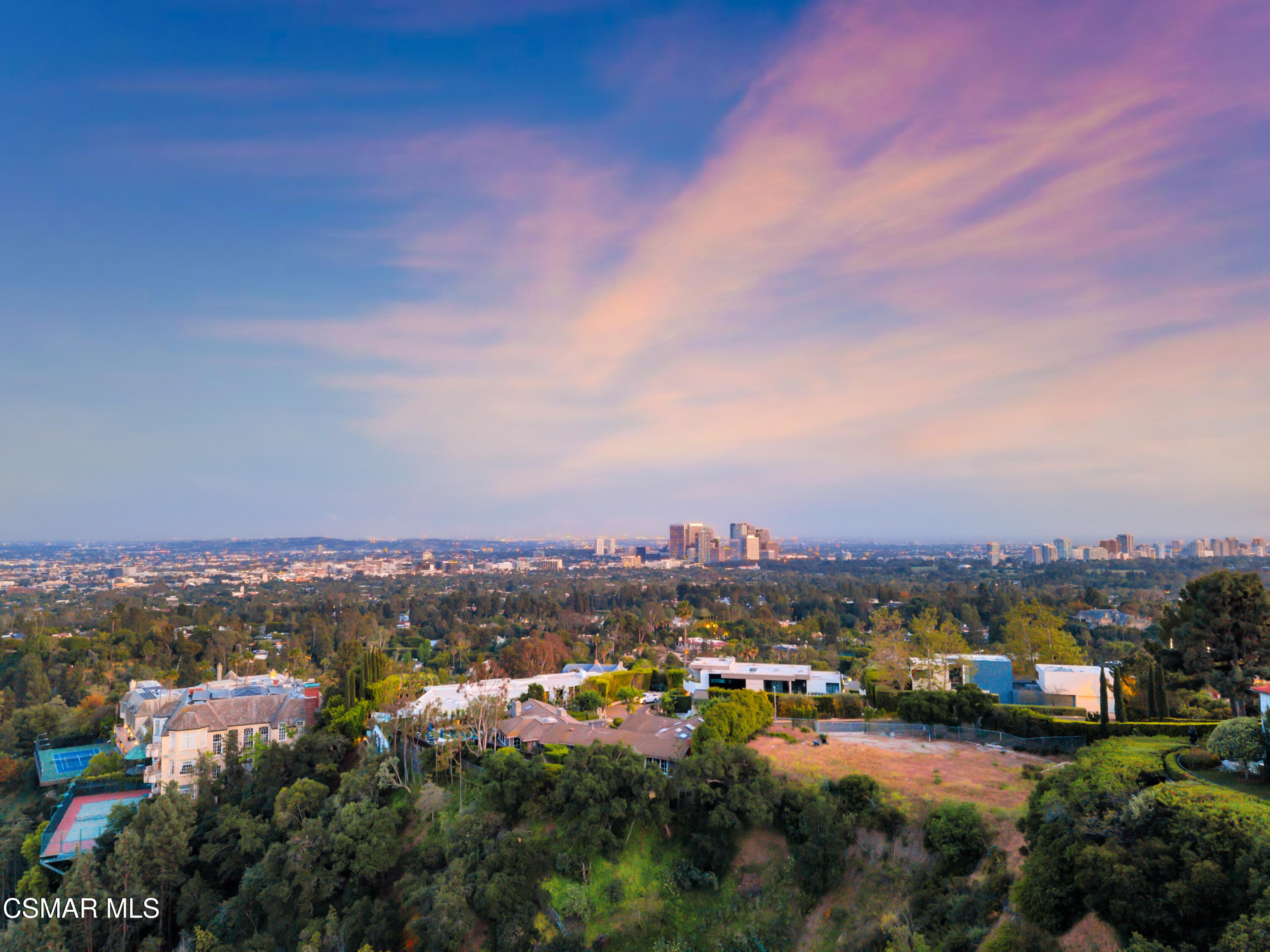 1301 N Beverly Drive