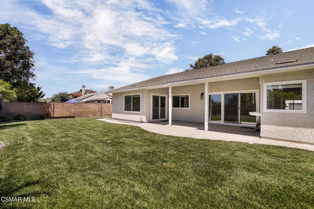 4356 Avenida Simi