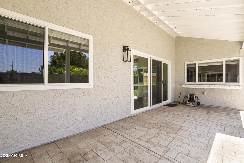 4356 Avenida Simi