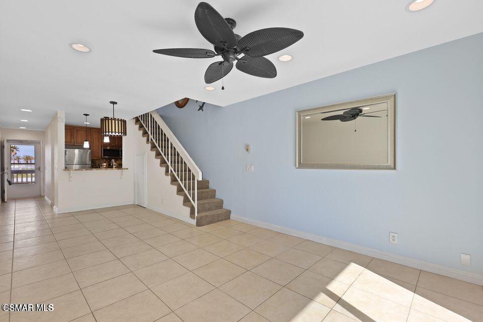 240 E Surfside Drive