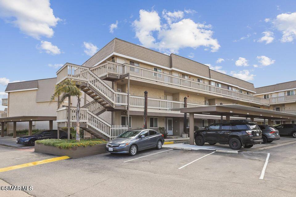 240 E Surfside Drive