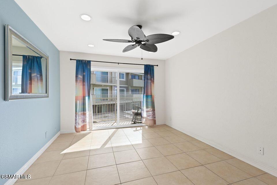 240 E Surfside Drive