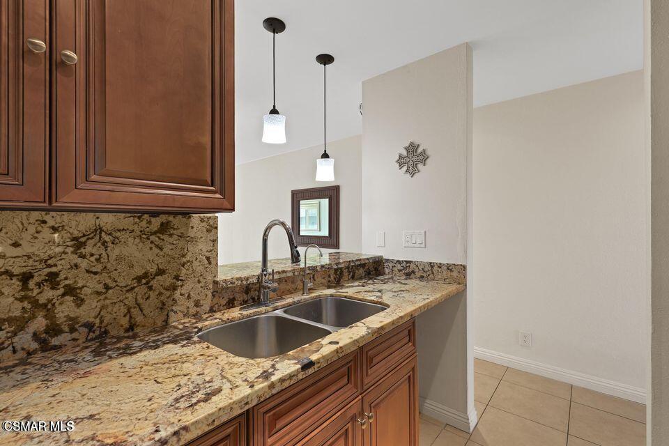 240 E Surfside Drive