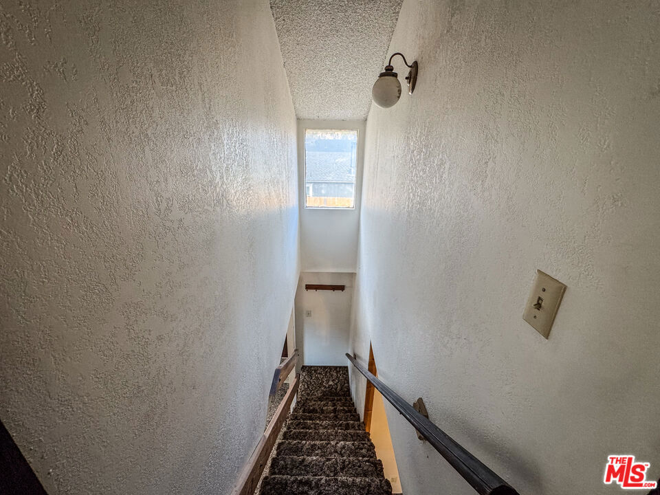 820 A Lane