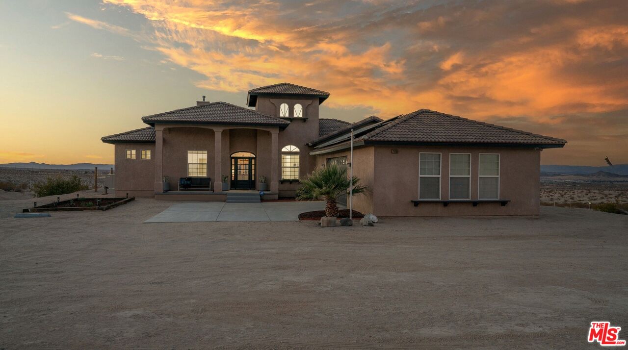 71638 Laura Ln