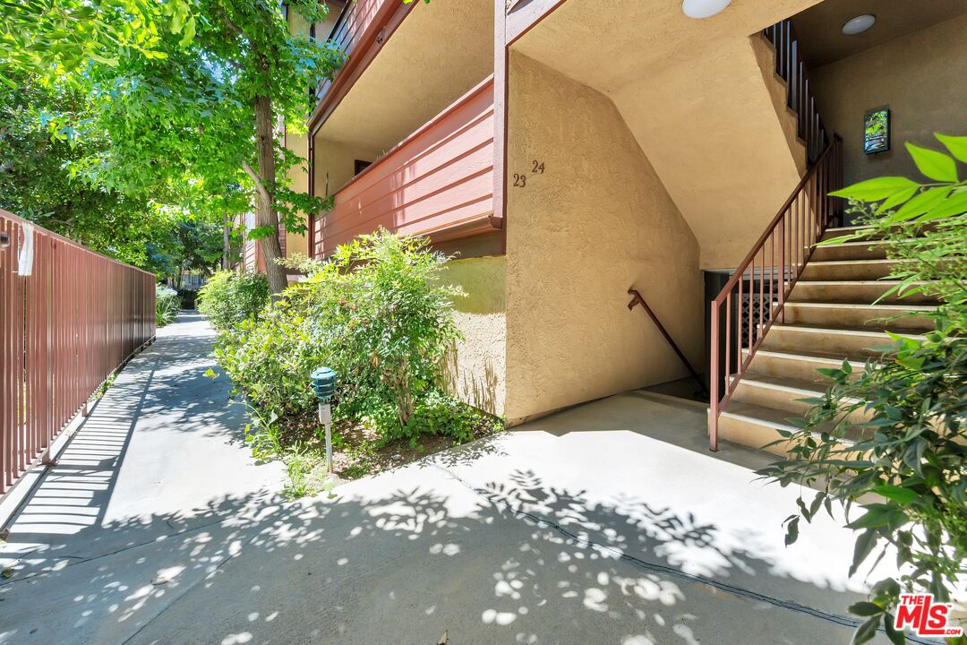 10220 De Soto Ave Unit: 24