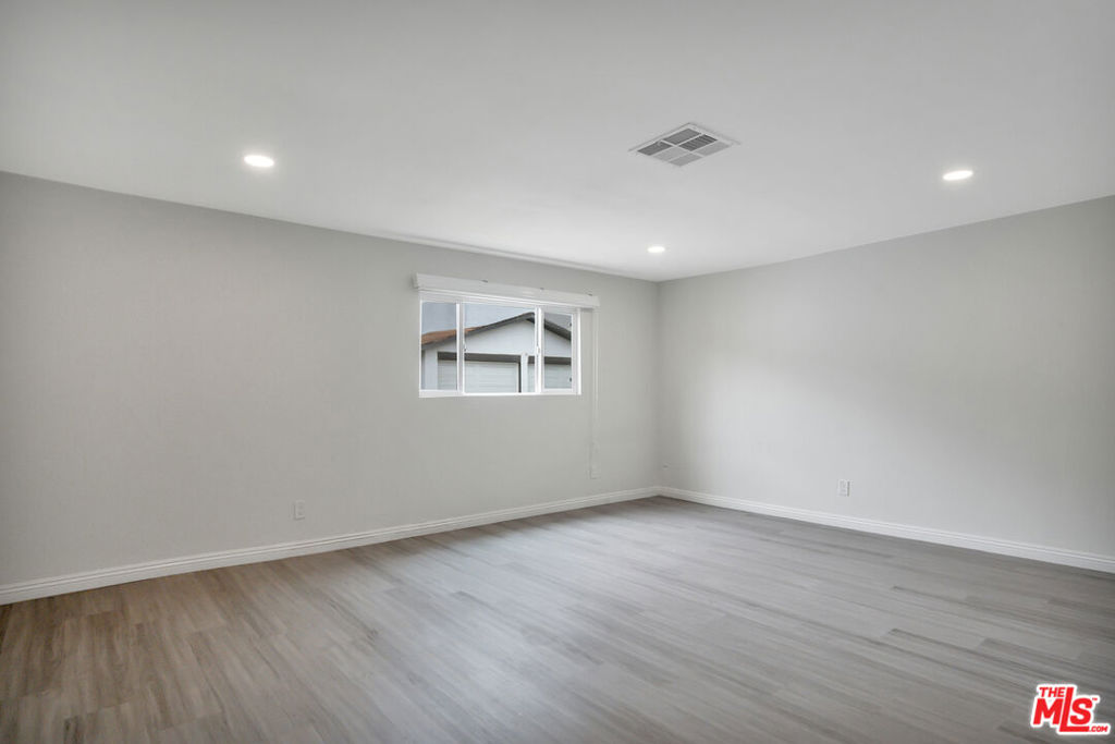 1212 W 92nd Street