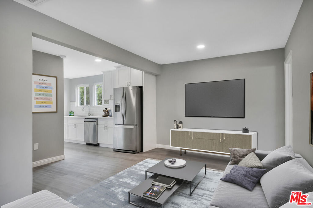 1212 W 92nd Street