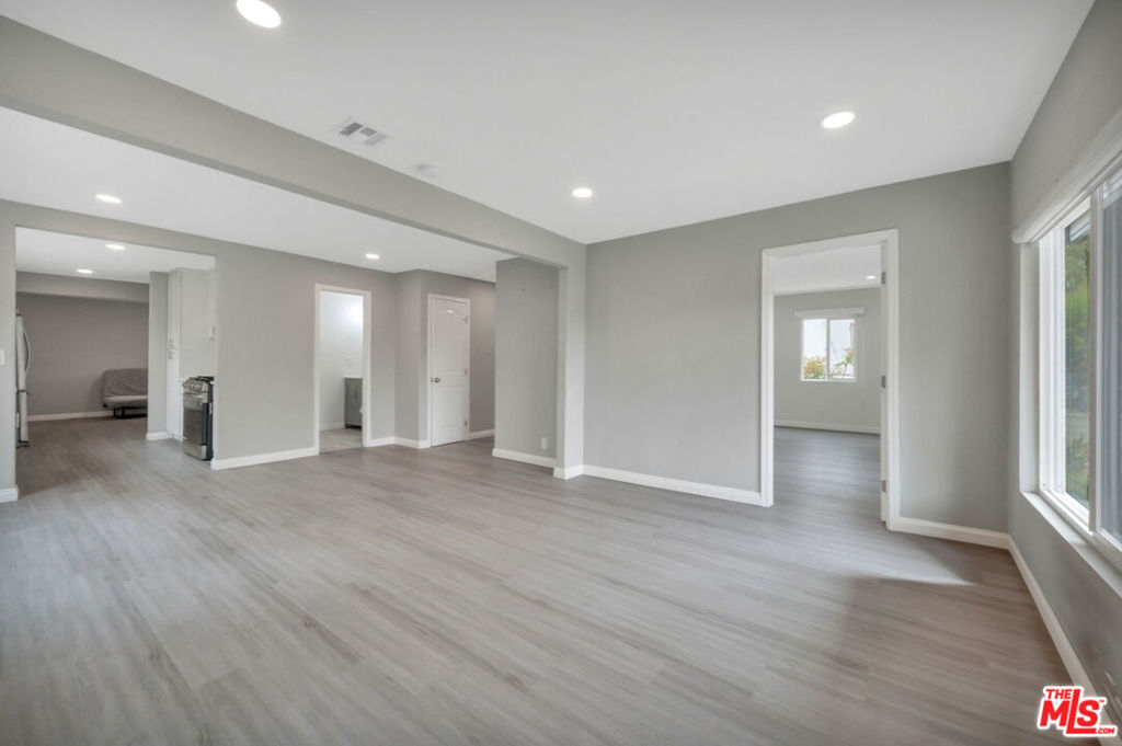 1212 W 92nd Street