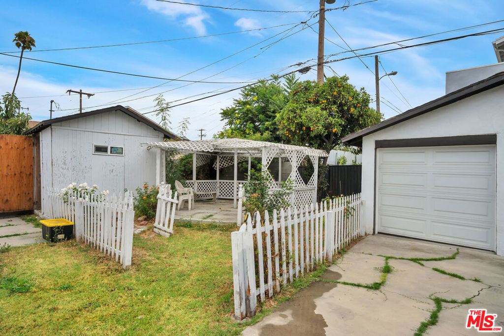 1212 W 92nd Street