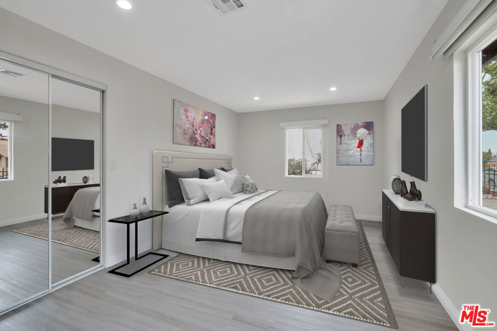 1212 W 92nd Street