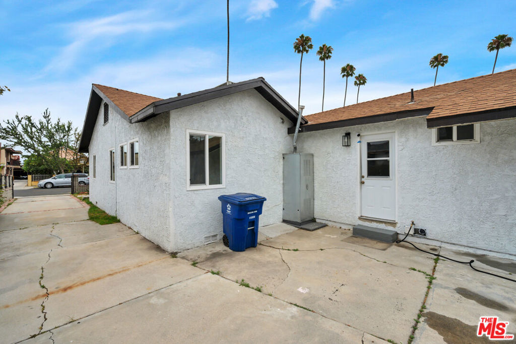 1212 W 92nd Street