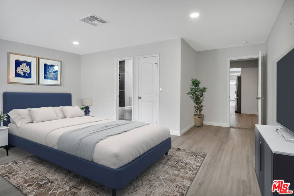 1212 W 92nd Street