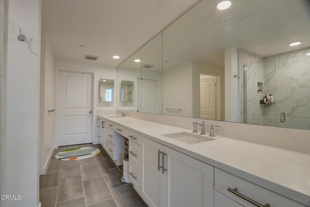 2810 Wagon Wheel Road 304