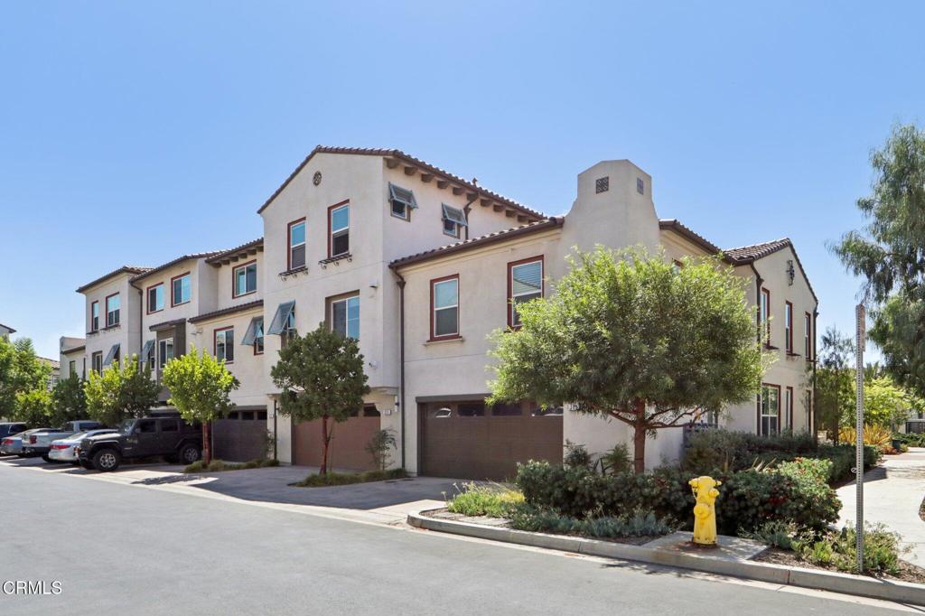 323 Solares Street