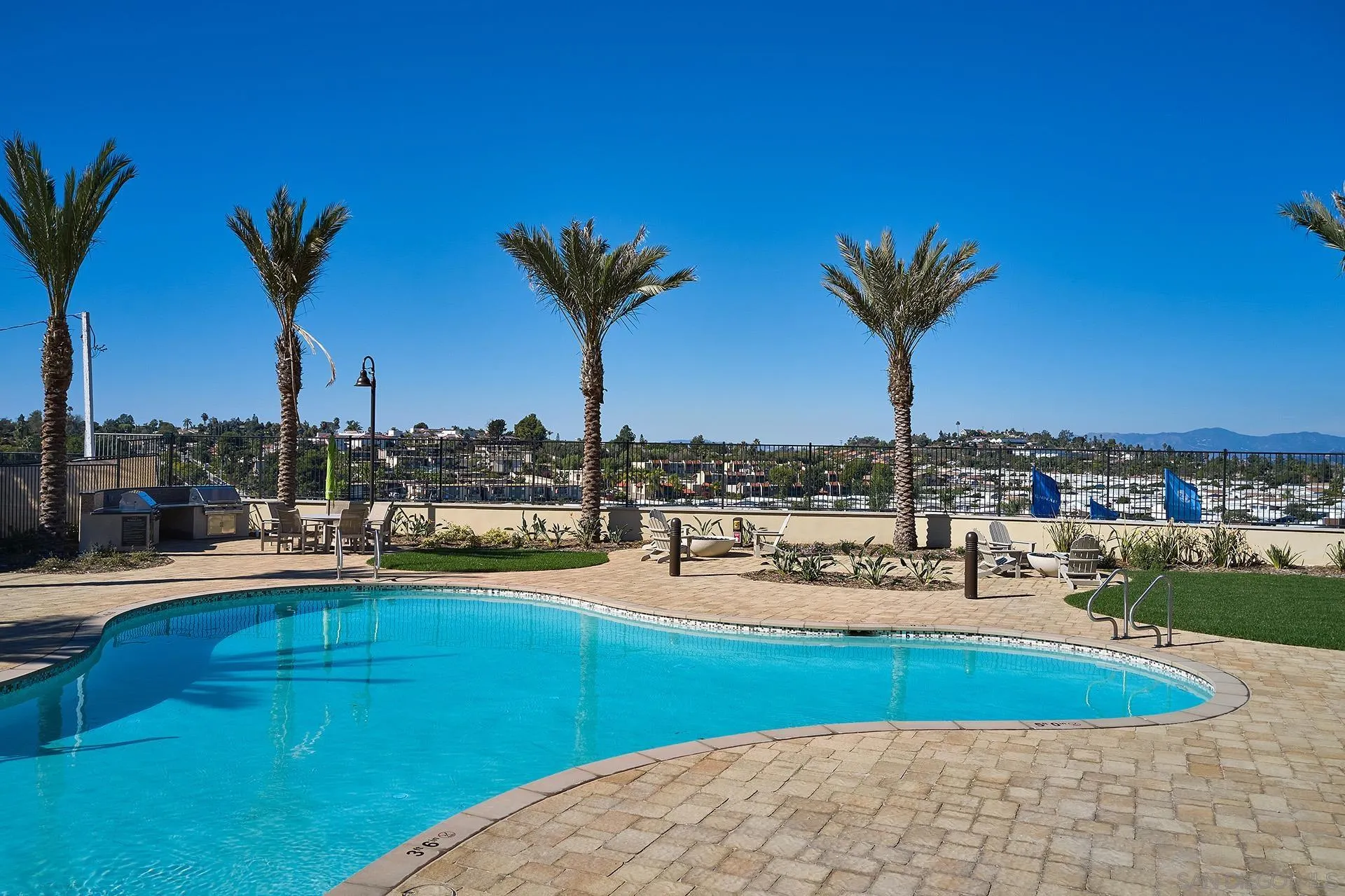 1196 Delpy View Point