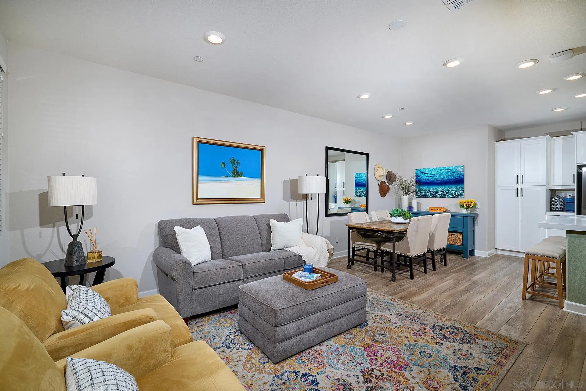 1196 Delpy View Point