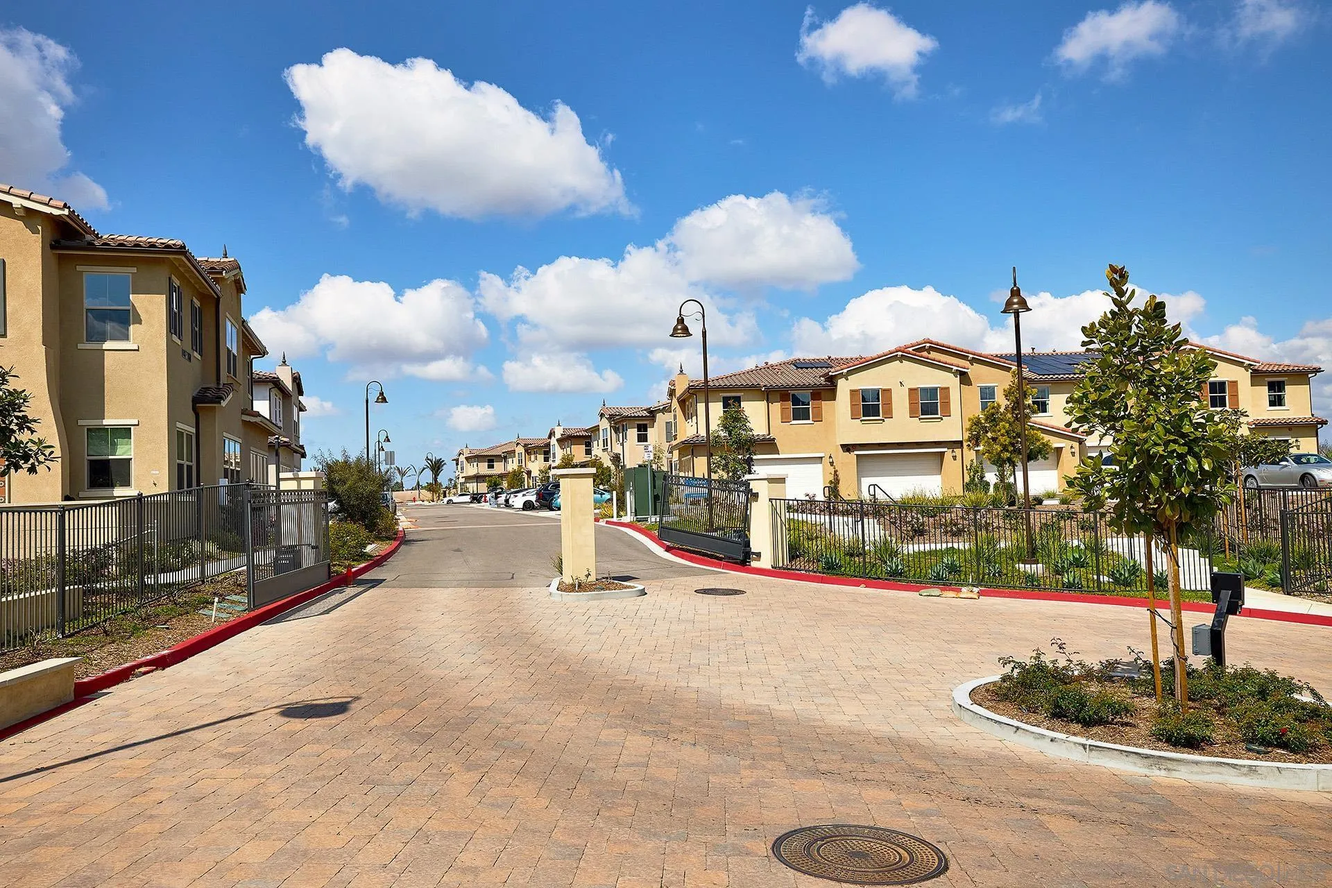 1196 Delpy View Point