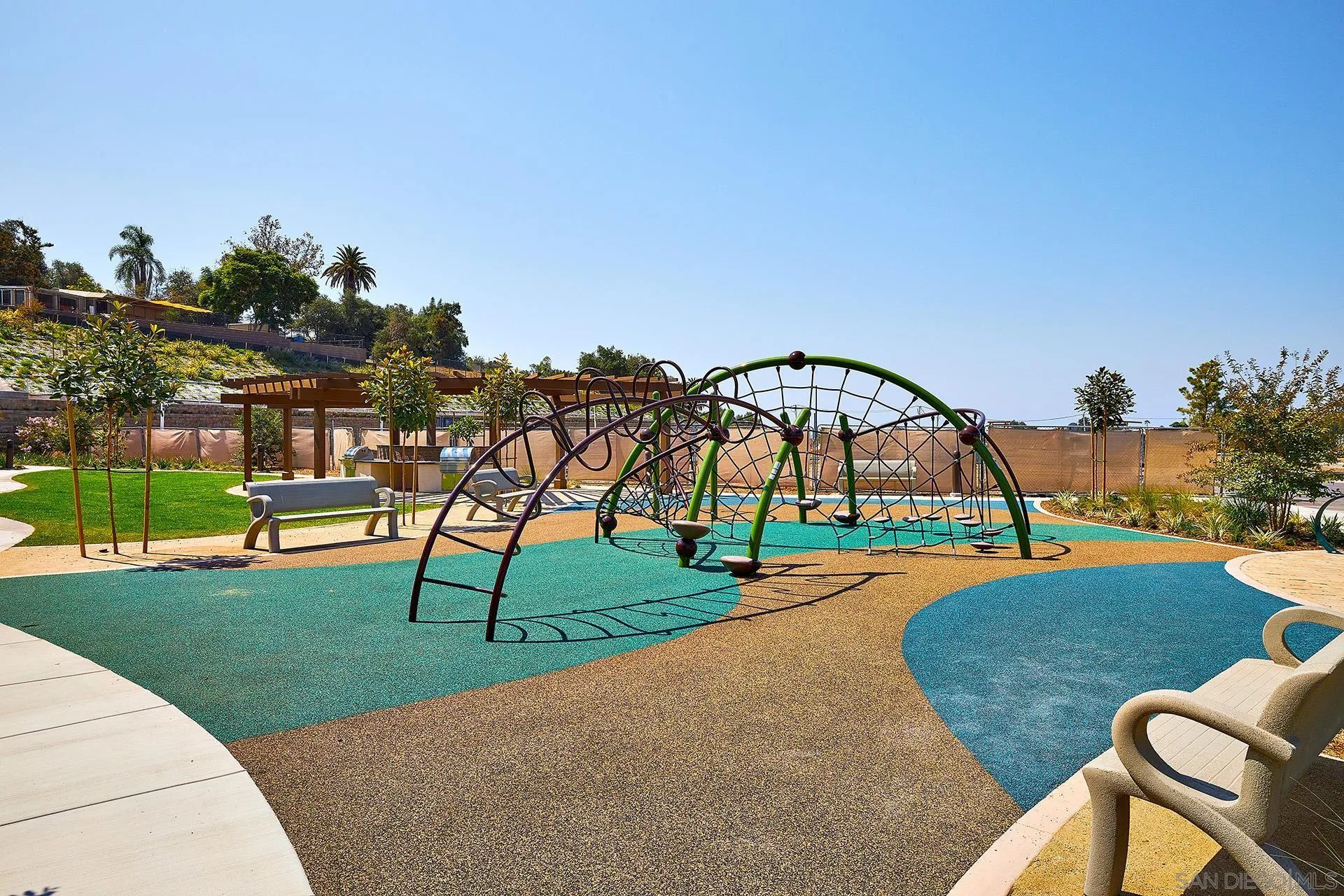 1196 Delpy View Point