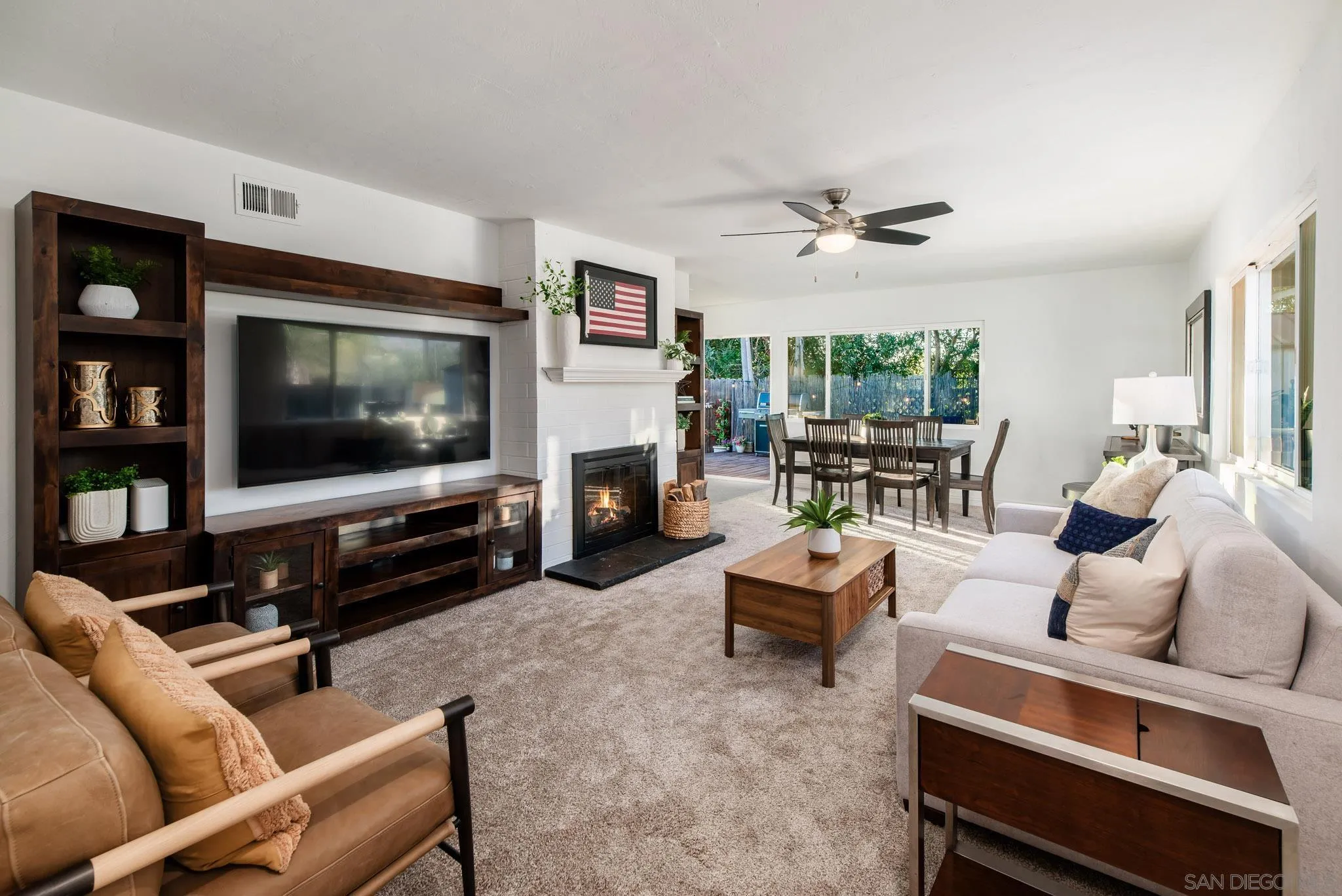 9742 Emerald Hill