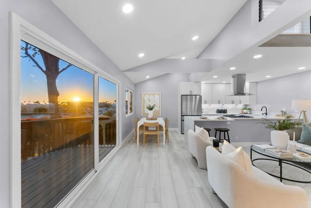 1413 La Salina Street